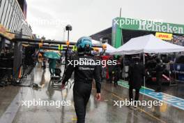 George Russell (GBR) Mercedes AMG F1 in the pits as the race is stopped. 27.08.2023. Formula 1 World Championship, Rd 14, Dutch Grand Prix, Zandvoort, Netherlands, Race Day.