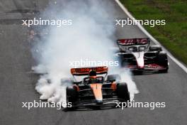 Oscar Piastri (AUS) McLaren MCL60 locks up under braking. 27.08.2023. Formula 1 World Championship, Rd 14, Dutch Grand Prix, Zandvoort, Netherlands, Race Day.