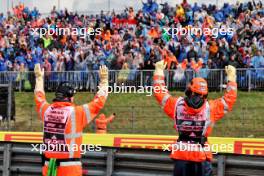 Circuit atmosphere - marshals. 27.08.2023. Formula 1 World Championship, Rd 14, Dutch Grand Prix, Zandvoort, Netherlands, Race Day.