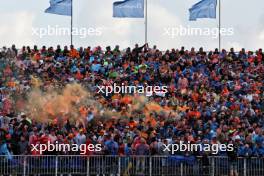 Circuit atmosphere - fans in the grandstand. 27.08.2023. Formula 1 World Championship, Rd 14, Dutch Grand Prix, Zandvoort, Netherlands, Race Day.