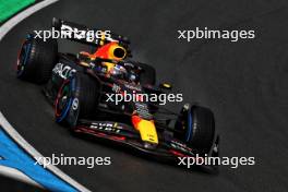 Max Verstappen (NLD) Red Bull Racing RB19. 26.08.2023. Formula 1 World Championship, Rd 14, Dutch Grand Prix, Zandvoort, Netherlands, Qualifying Day.