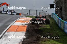 Max Verstappen (NLD) Red Bull Racing RB19 runs wide in the third practice session. 26.08.2023. Formula 1 World Championship, Rd 14, Dutch Grand Prix, Zandvoort, Netherlands, Qualifying Day.