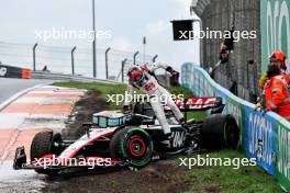 Kevin Magnussen (DEN) Haas VF-23 crashed in the third practice session. 26.08.2023. Formula 1 World Championship, Rd 14, Dutch Grand Prix, Zandvoort, Netherlands, Qualifying Day.