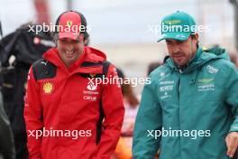 (L to R): Carlos Sainz Jr (ESP) Ferrari with Fernando Alonso (ESP) Aston Martin F1 Team on the drivers' parade. 27.08.2023. Formula 1 World Championship, Rd 14, Dutch Grand Prix, Zandvoort, Netherlands, Race Day.