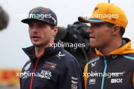 (L to R): Max Verstappen (NLD) Red Bull Racing with Lando Norris (GBR) McLaren on the drivers' parade. 27.08.2023. Formula 1 World Championship, Rd 14, Dutch Grand Prix, Zandvoort, Netherlands, Race Day.