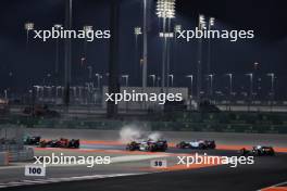 Liam Lawson (NZL) AlphaTauri AT04 crashed at the start of Sprint. 07.10.2023. Formula 1 World Championship, Rd 18, Qatar Grand Prix, Doha, Qatar, Sprint Day.