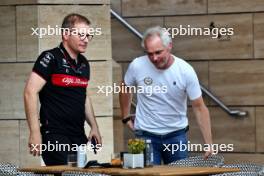 (L to R): Andreas Seidl (GER) Sauber Group Chief Executive Officer with Mark Berryman (GBR) Add Motorsports Director and Driver Manager.  08.10.2023. Formula 1 World Championship, Rd 18, Qatar Grand Prix, Doha, Qatar, Race Day.