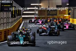 Fernando Alonso (ESP) Aston Martin F1 Team AMR23 leads at the start of the race. 19.03.2023. Formula 1 World Championship, Rd 2, Saudi Arabian Grand Prix, Jeddah, Saudi Arabia, Race Day.