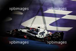 Nyck de Vries (NLD) AlphaTauri AT04 spins. 18.03.2023. Formula 1 World Championship, Rd 2, Saudi Arabian Grand Prix, Jeddah, Saudi Arabia, Qualifying Day.