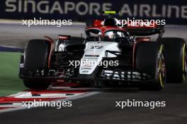Yuki Tsunoda (JPN) AlphaTauri AT04. 15.09.2023. Formula 1 World Championship, Rd 16, Singapore Grand Prix, Marina Bay Street Circuit, Singapore, Practice Day.