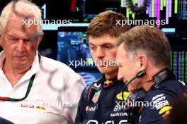 Max Verstappen (NLD) Red Bull Racing with Dr Helmut Marko (AUT) Red Bull Motorsport Consultant (Left) and Christian Horner (GBR) Red Bull Racing Team Principal (Right). 15.09.2023. Formula 1 World Championship, Rd 16, Singapore Grand Prix, Marina Bay Street Circuit, Singapore, Practice Day.
