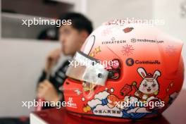 The helmet of Zhou Guanyu (CHN) Alfa Romeo F1 Team. 15.09.2023. Formula 1 World Championship, Rd 16, Singapore Grand Prix, Marina Bay Street Circuit, Singapore, Practice Day.