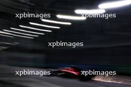 Carlos Sainz Jr (ESP) Ferrari SF-23 sends sparks flying. 15.09.2023. Formula 1 World Championship, Rd 16, Singapore Grand Prix, Marina Bay Street Circuit, Singapore, Practice Day.