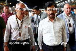 (L to R): Stefano Domenicali (ITA) Formula One President and CEO with Mohammed Bin Sulayem (UAE) FIA President on the grid. 17.09.2023. Formula 1 World Championship, Rd 16, Singapore Grand Prix, Marina Bay Street Circuit, Singapore, Race Day.