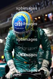 Fernando Alonso (ESP) Aston Martin F1 Team AMR23 on the grid. 17.09.2023. Formula 1 World Championship, Rd 16, Singapore Grand Prix, Marina Bay Street Circuit, Singapore, Race Day.