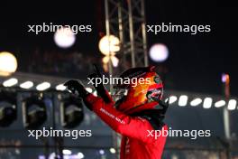 Race winner Carlos Sainz Jr (ESP) Ferrari celebrates in parc ferme. 17.09.2023. Formula 1 World Championship, Rd 16, Singapore Grand Prix, Marina Bay Street Circuit, Singapore, Race Day.