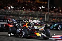 Sergio Perez (MEX) Red Bull Racing RB19. 17.09.2023. Formula 1 World Championship, Rd 16, Singapore Grand Prix, Marina Bay Street Circuit, Singapore, Race Day.