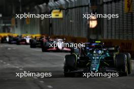 Fernando Alonso (ESP) Aston Martin F1 Team AMR23. 17.09.2023. Formula 1 World Championship, Rd 16, Singapore Grand Prix, Marina Bay Street Circuit, Singapore, Race Day.