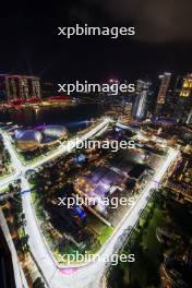 Circuit atmosphere - Scenic city skyline. 16.09.2023. Formula 1 World Championship, Rd 16, Singapore Grand Prix, Marina Bay Street Circuit, Singapore, Qualifying Day.