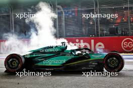 Lance Stroll (CDN) Aston Martin F1 Team AMR23 crashed in qualifying. 16.09.2023. Formula 1 World Championship, Rd 16, Singapore Grand Prix, Marina Bay Street Circuit, Singapore, Qualifying Day.