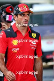 Carlos Sainz Jr (ESP) Ferrari. 17.09.2023. Formula 1 World Championship, Rd 16, Singapore Grand Prix, Marina Bay Street Circuit, Singapore, Race Day.