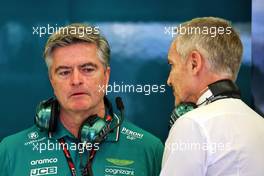 (L to R): Andy Stevenson (GBR) Aston Martin F1 Team Manager with Martin Whitmarsh (GBR) Aston Martin F1 Team Group Chief Executive Officer. 24.02.2023. Formula 1 Testing, Sakhir, Bahrain, Day Two.