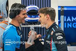 Logan Sargeant (USA) Williams Racing (Right) with Ben Jacobs (AUS) Williams Racing Personal Trainer. 24.02.2023. Formula 1 Testing, Sakhir, Bahrain, Day Two.