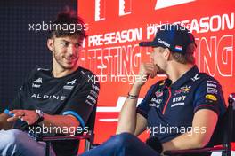 (L to R): Pierre Gasly (FRA) Alpine F1 Team and Max Verstappen (NLD) Red Bull Racing in the FIA Press Conference. 25.02.2023. Formula 1 Testing, Sakhir, Bahrain, Day Three.