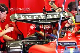 Ferrari SF-23 - rear wing and exhaust worked on by mechanics. 25.02.2023. Formula 1 Testing, Sakhir, Bahrain, Day Three.