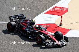 Zhou Guanyu (CHN) Alfa Romeo F1 Team C43. 23.02.2023. Formula 1 Testing, Sakhir, Bahrain, Day One.