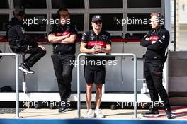 Valtteri Bottas (FIN), Alfa Romeo Racing and Andreas Seidl (GER), Alfa Romeo Racing Team, Managing director  23.02.2023. Formula 1 Testing, Sakhir, Bahrain, Day One.