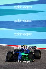 Logan Sargeant (USA) Williams Racing FW45 with flow-vis paint. 23.02.2023. Formula 1 Testing, Sakhir, Bahrain, Day One.