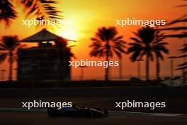 Zak O'Sullivan (GBR) Williams Racing FW45 Academy Driver. 28.11.2023. Formula 1 Testing, Yas Marina Circuit, Abu Dhabi, Tuesday.
