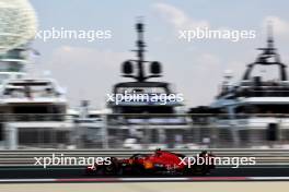 Carlos Sainz Jr (ESP) Ferrari SF-23. 24.11.2023. Formula 1 World Championship, Rd 23, Abu Dhabi Grand Prix, Yas Marina Circuit, Abu Dhabi, Practice Day.
