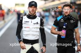 Pierre Gasly (FRA), Alpine F1 Team  26.11.2023. Formula 1 World Championship, Rd 23, Abu Dhabi Grand Prix, Yas Marina Circuit, Abu Dhabi, Race Day.