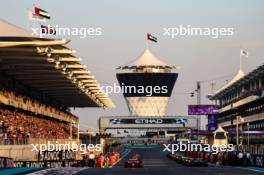 Logan Sargeant (USA), Williams F1 Team   26.11.2023. Formula 1 World Championship, Rd 23, Abu Dhabi Grand Prix, Yas Marina Circuit, Abu Dhabi, Race Day.
