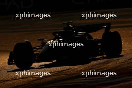 Lewis Hamilton (GBR) Mercedes AMG F1 W14. 26.11.2023. Formula 1 World Championship, Rd 23, Abu Dhabi Grand Prix, Yas Marina Circuit, Abu Dhabi, Race Day.