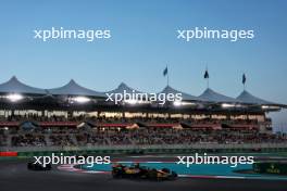Oscar Piastri (AUS) McLaren MCL60. 26.11.2023. Formula 1 World Championship, Rd 23, Abu Dhabi Grand Prix, Yas Marina Circuit, Abu Dhabi, Race Day.