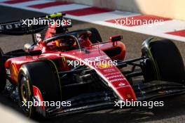 Carlos Sainz Jr (ESP), Scuderia Ferrari  25.11.2023. Formula 1 World Championship, Rd 23, Abu Dhabi Grand Prix, Yas Marina Circuit, Abu Dhabi, Qualifying Day.