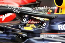 Max Verstappen (NLD) Red Bull Racing RB19 in qualifying parc ferme. 25.11.2023. Formula 1 World Championship, Rd 23, Abu Dhabi Grand Prix, Yas Marina Circuit, Abu Dhabi, Qualifying Day.