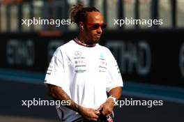 Lewis Hamilton (GBR), Mercedes AMG F1   26.11.2023. Formula 1 World Championship, Rd 23, Abu Dhabi Grand Prix, Yas Marina Circuit, Abu Dhabi, Race Day.