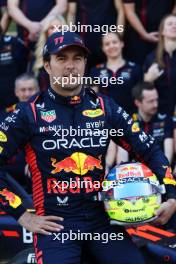 Sergio Perez (MEX) Red Bull Racing at a team photograph. 26.11.2023. Formula 1 World Championship, Rd 23, Abu Dhabi Grand Prix, Yas Marina Circuit, Abu Dhabi, Race Day.