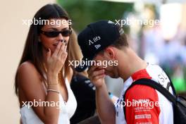 Pierre Gasly (FRA) Alpine F1 Team with girlfriend Kika Cerqueira Gomes (POR). 26.11.2023. Formula 1 World Championship, Rd 23, Abu Dhabi Grand Prix, Yas Marina Circuit, Abu Dhabi, Race Day.