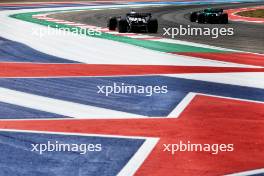 Daniel Ricciardo (AUS) AlphaTauri AT04 and Fernando Alonso (ESP) Aston Martin F1 Team AMR23. 20.10.2023. Formula 1 World Championship, Rd 19, United States Grand Prix, Austin, Texas, USA, Qualifying Day
