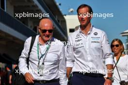 (L to R): Peter Kenyon, Williams Racing Commercial Advisor with James Matthews (GBR) Eden Rock Group CEO - Williams Racing Board Member. 20.10.2023. Formula 1 World Championship, Rd 19, United States Grand Prix, Austin, Texas, USA, Qualifying Day