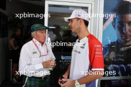(L to R): Jackie Stewart (GBR) with Pierre Gasly (FRA) Alpine F1 Team. 20.10.2023. Formula 1 World Championship, Rd 19, United States Grand Prix, Austin, Texas, USA, Qualifying Day
