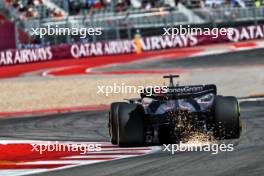 Kevin Magnussen (DEN) Haas VF-23 sends sparks flying. 21.10.2023. Formula 1 World Championship, Rd 19, United States Grand Prix, Austin, Texas, USA, Sprint Day.