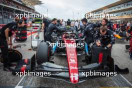 Zhou Guanyu (CHN) Alfa Romeo F1 Team C43 on the grid. 21.10.2023. Formula 1 World Championship, Rd 19, United States Grand Prix, Austin, Texas, USA, Sprint Day.