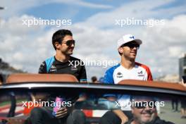 (L to R): Esteban Ocon (FRA) Alpine F1 Team and Pierre Gasly (FRA) Alpine F1 Team on the drivers' parade. 22.10.2023. Formula 1 World Championship, Rd 19, United States Grand Prix, Austin, Texas, USA, Race Day.