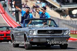 (L to R): Alexander Albon (THA) Williams Racing and Logan Sargeant (USA) Williams Racing on the drivers' parade. 22.10.2023. Formula 1 World Championship, Rd 19, United States Grand Prix, Austin, Texas, USA, Race Day.